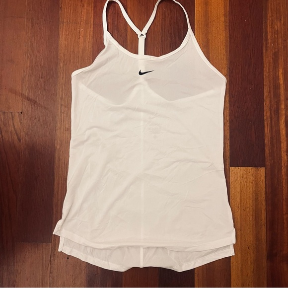 Nike White Fitted Backless Camisole - Picture 1 of 2